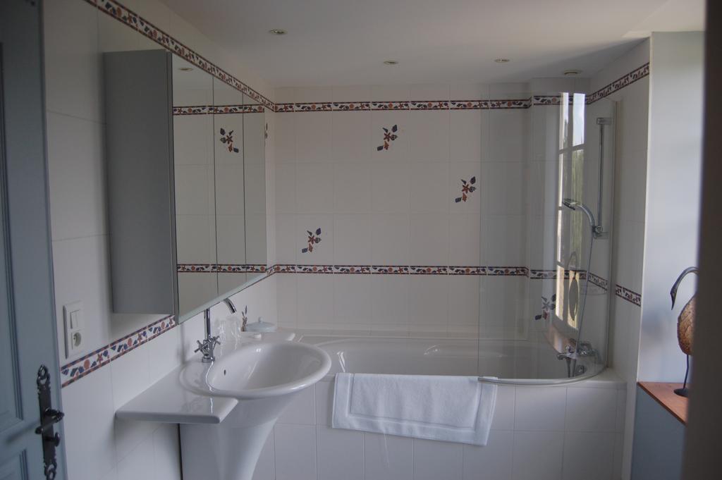Le Moulin Neuf Bed & Breakfast Vignoux-sur-Barangeon Стая снимка